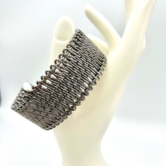 Silver Chain Link Bracelet - Picture 7 of 11